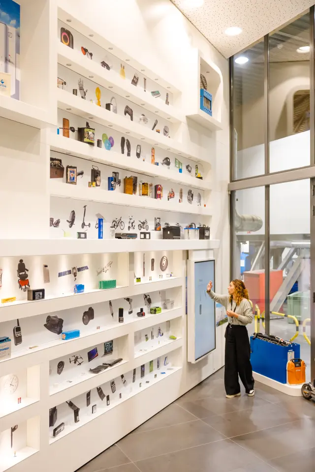 Bebat - Villa Pila - Battery wall